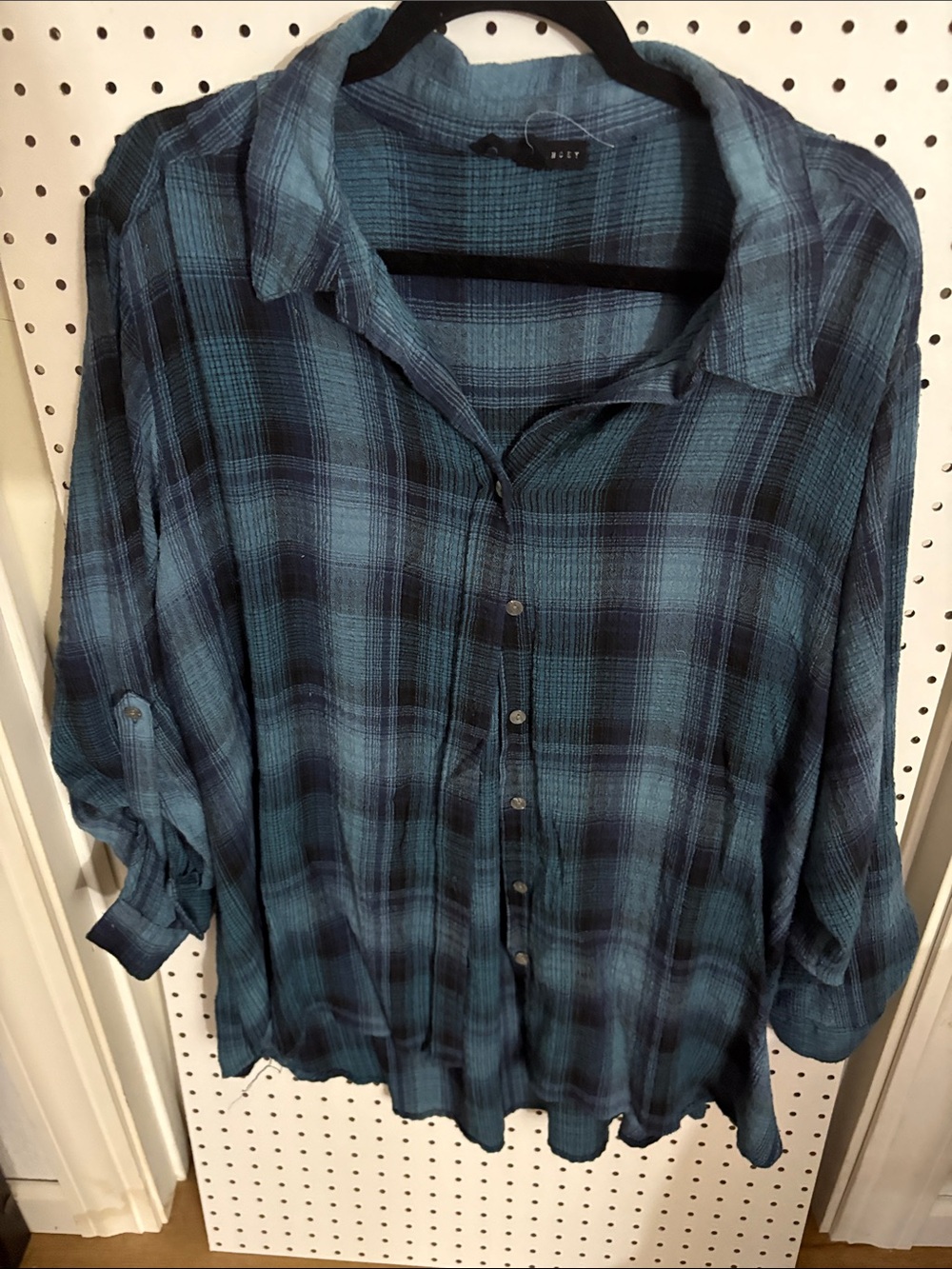Cozy Plaid Button-Down Shirt in Teal and Navy - AGOLDE Style